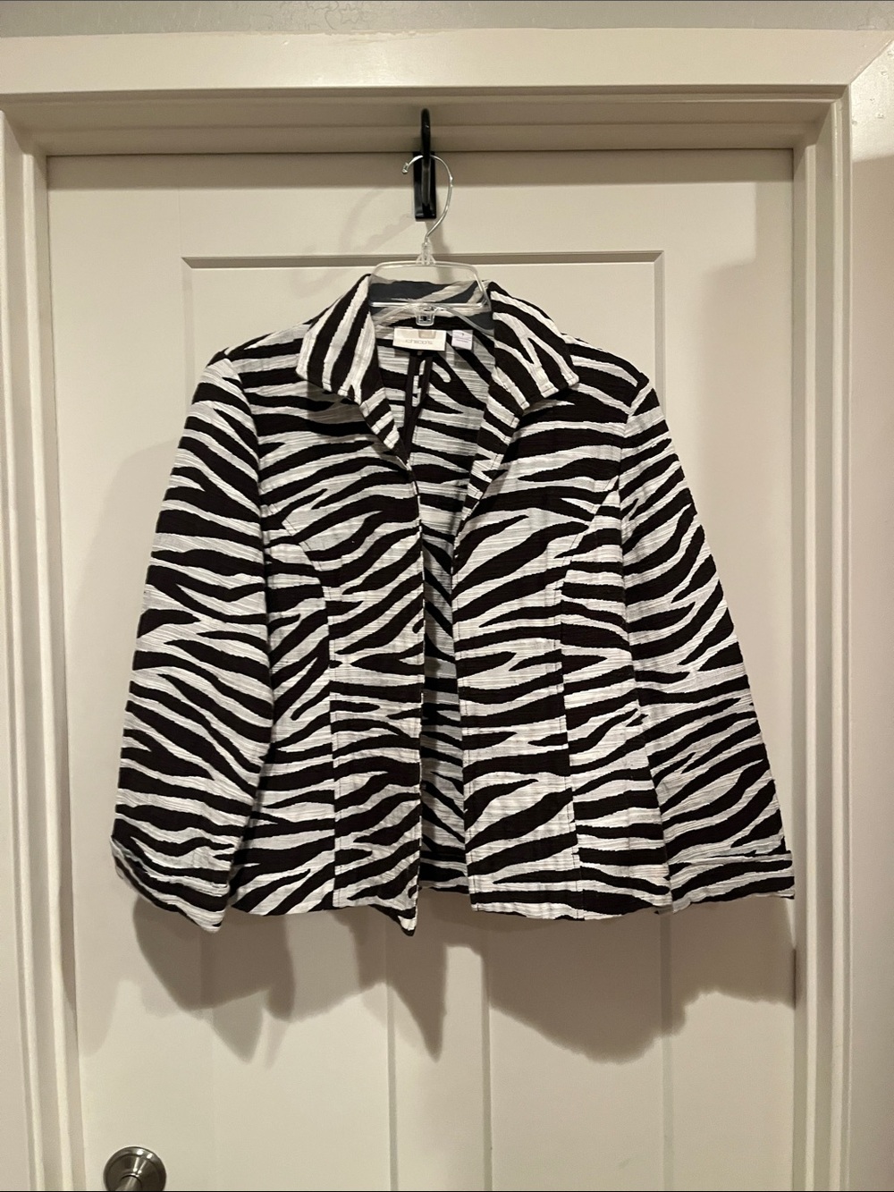Chico's Zebra-Print Blazer - Black & White
Size 1
